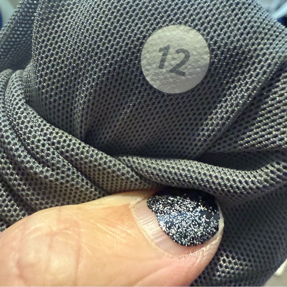 Lululemon Daily Practice Jacket - Picture 12 of 12